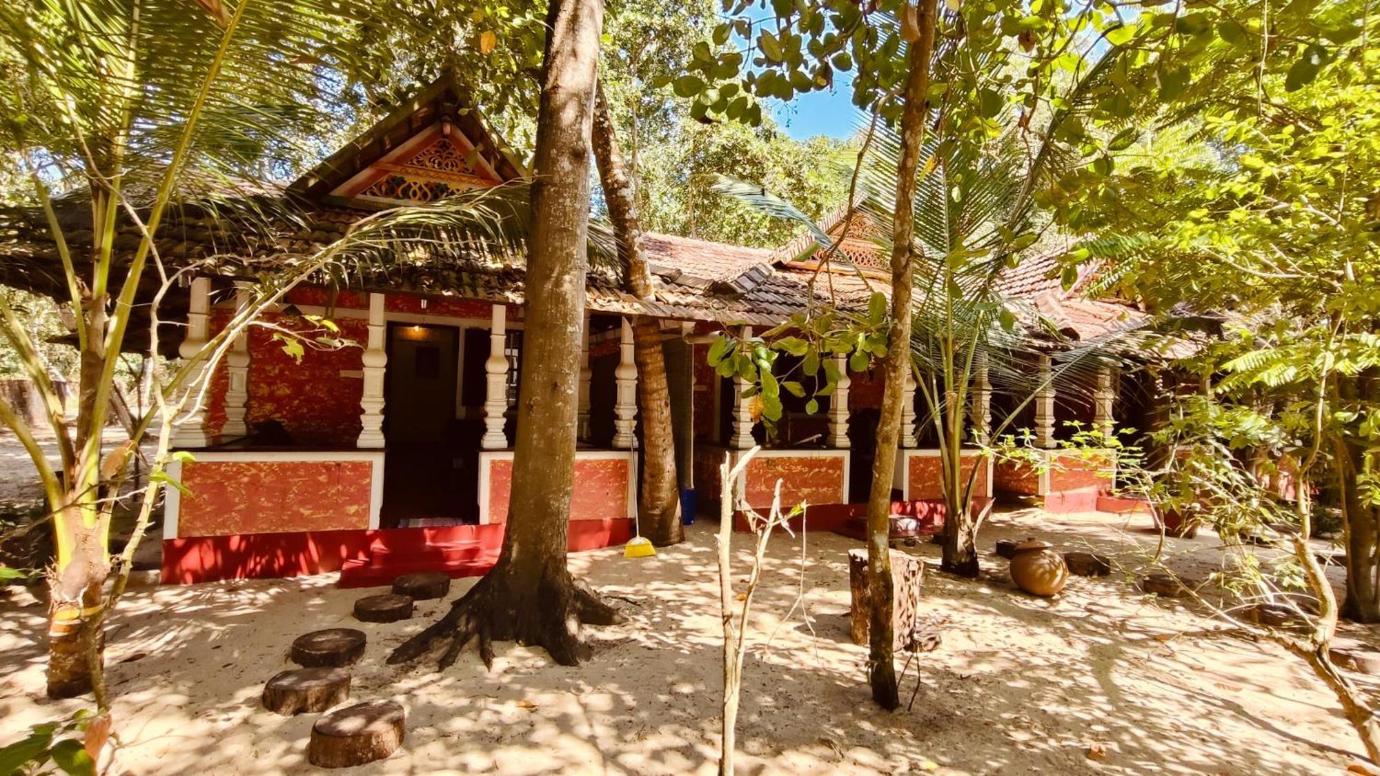 Abba Marari Beach Villas & Homestay Mararikulam Alappuzha Ruang foto